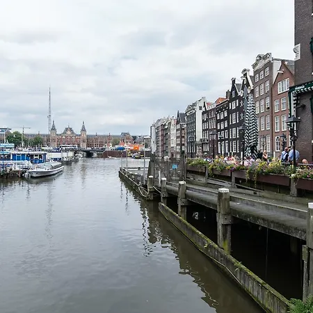 Bed and Breakfast 5 Min From Dam Square And Central Station